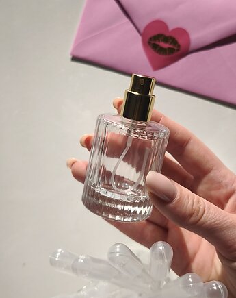 Warsztaty na Dzień Kobiet z tworzenia perfum