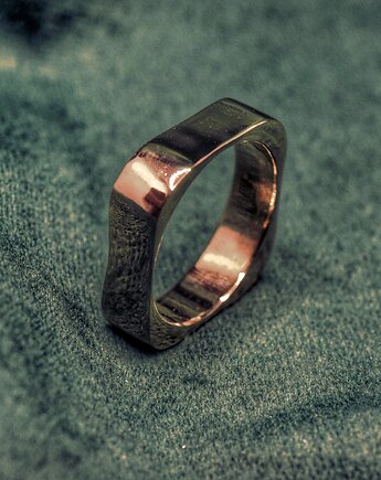 Eta - Pierścień z linii geometrycznej z brązu