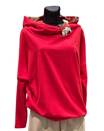 Czerwona bluza oversize z kapturem
