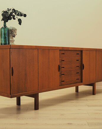 Sideboard tekowy z drzwiami przesuwnymi, Dania, lata 60.